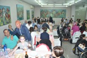 002_cena_02-Medium